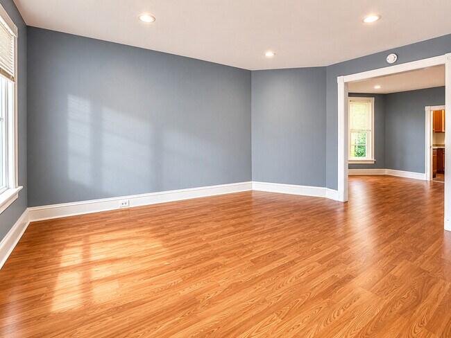 Foto del edificio - 5520 Addison St