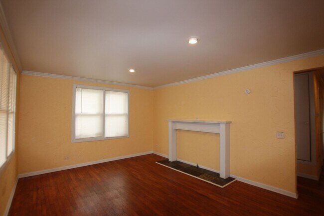 Foto del edificio - Lease Take Over! 3 Bedroom, 1.5 Bath Home ...