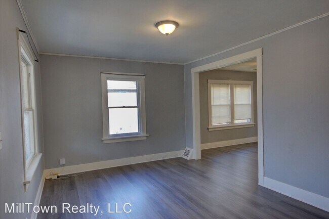 Building Photo - 2 br, 1 bath House - 1233 Eastern Ave