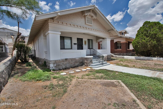 Building Photo - 1703 E Rio Grande Ave