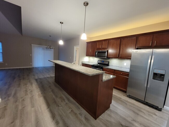 Building Photo - 7250 Chucks Way