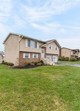 Building Photo - 1873 Molinaro Dr