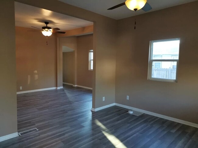 Foto del edificio - 1616 N 24th St