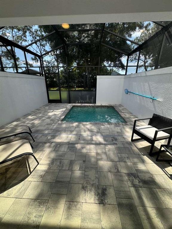 Foto del edificio - 17529 Hidden Forest Dr