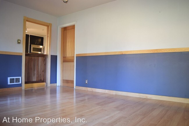 Foto del edificio - 36955 Kings Valley Hwy