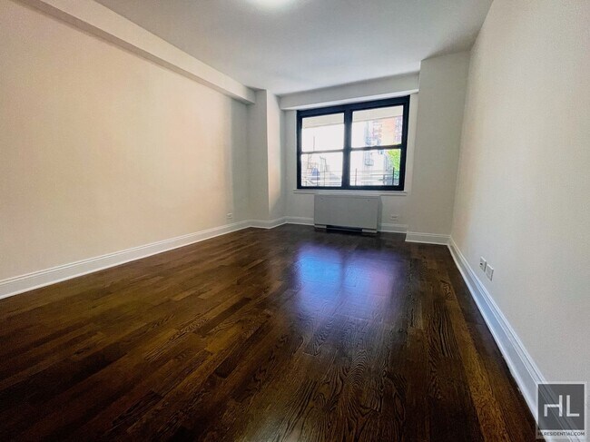 Foto del edificio - E 82 St