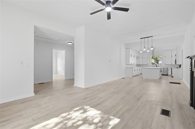 Foto del edificio - 605 N Main St