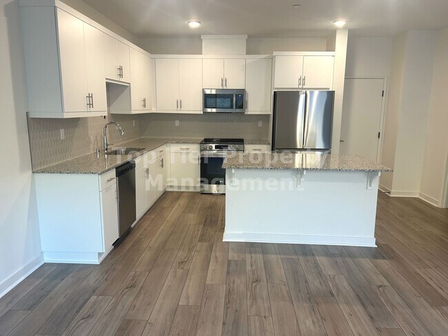 Building Photo - ***Gorgeous 2 bed / 2.5 bath / 1,083 sqft ...