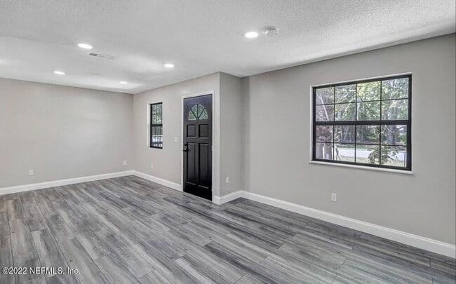 Building Photo - 1131 Butler Ave