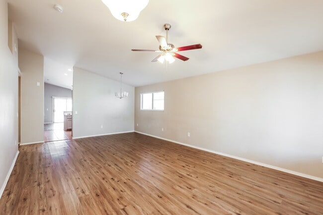 Foto del edificio - 11320 W Cotton Bale Ln
