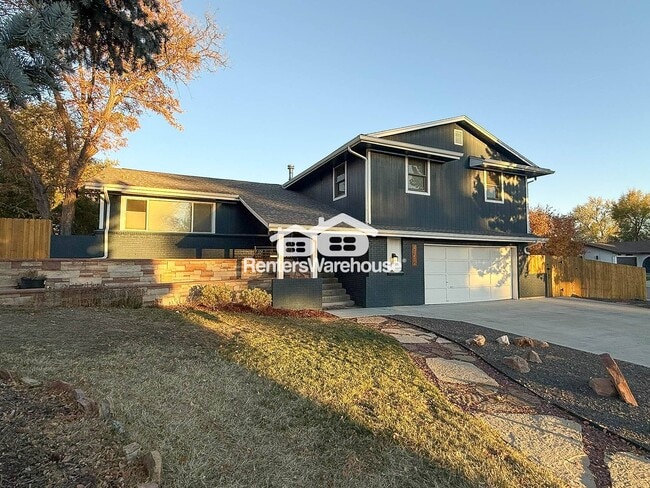 Building Photo - 4850 Fairlawn Ct