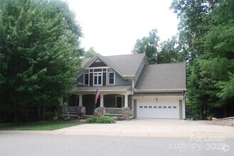 Building Photo - 14 Dianthus Dr