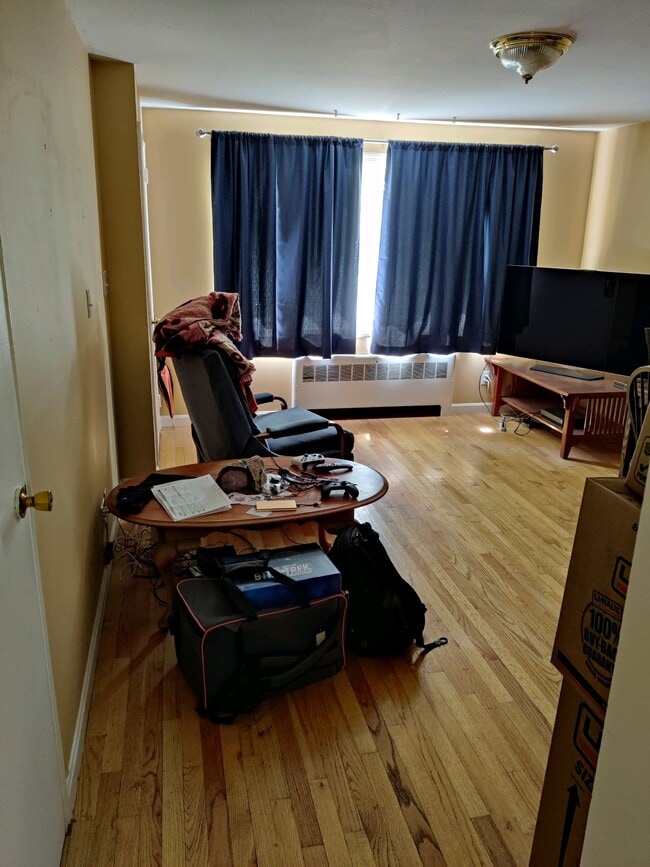 Building Photo - 6 Eliot Rd