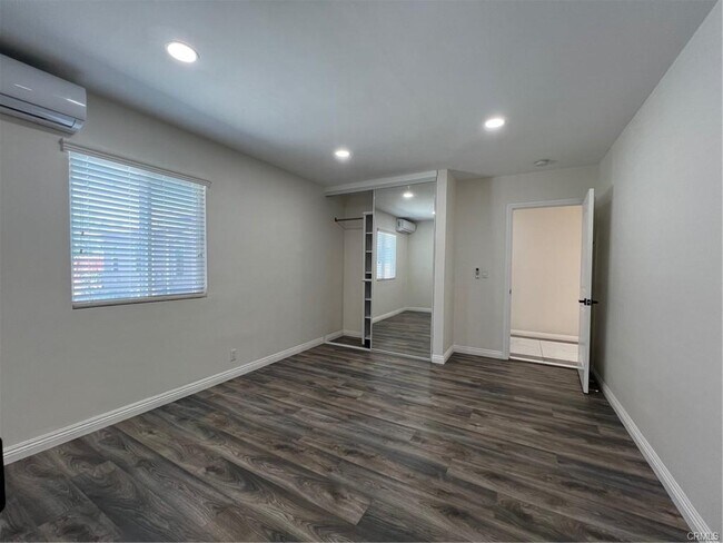 Foto del edificio - 5246 Hallowell Ave