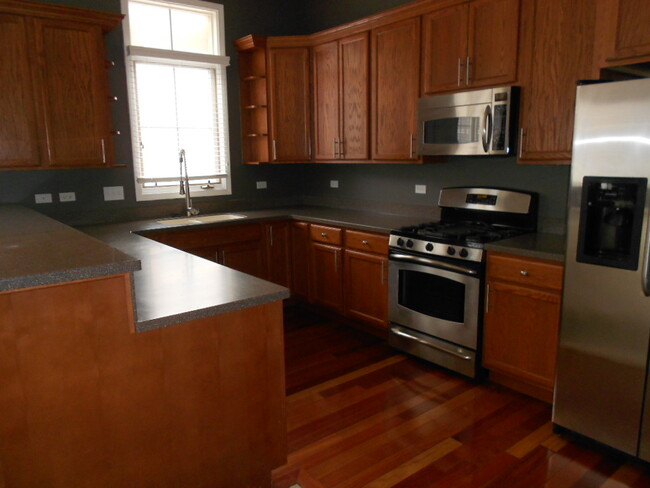 Foto del edificio - 153 Dawson Dr