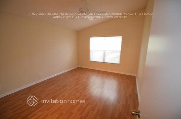 Foto del edificio - 4912 SW 32nd Way