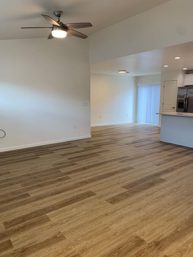 Foto del edificio - 2494 S Clovis Place-