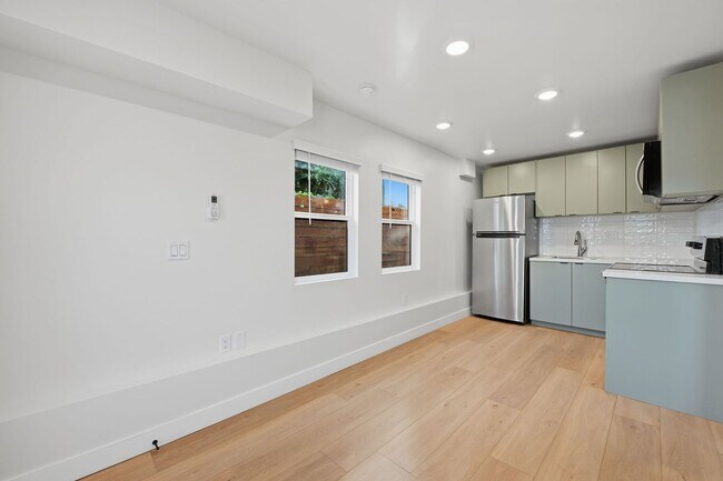 Foto del edificio - 2735 Broadway-5