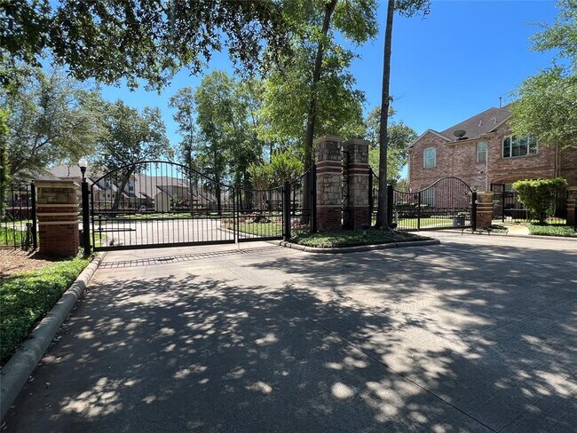 Building Photo - 12314 Timber Hollow