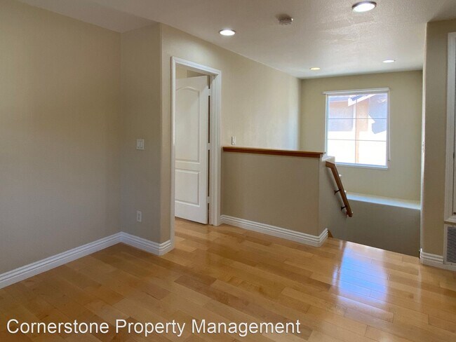 Foto del edificio - 3 br, 2.5 bath House - 4556 Cheeney St