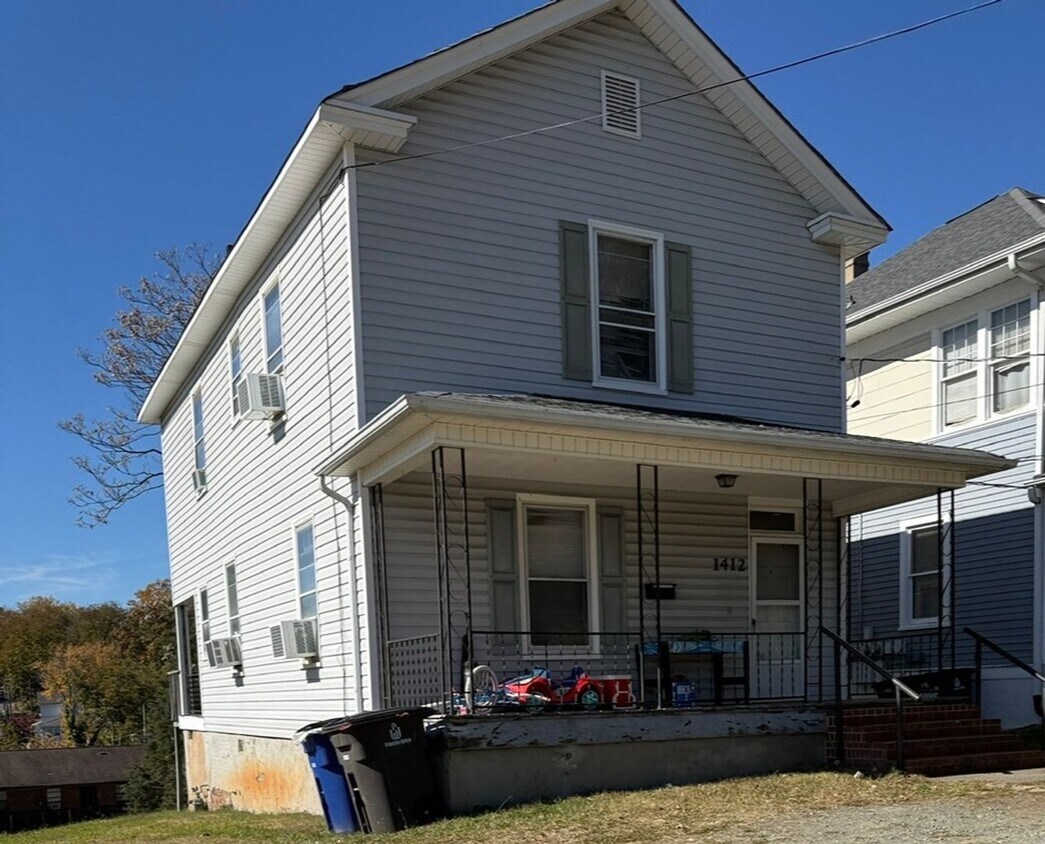 Photo - PRE-LEASING NOW | 1412 West 4th St - 4BR – Winston Salem