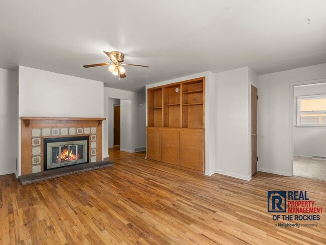 Foto del edificio - Spacious Home Near CSU w/ Flexible Basemen...
