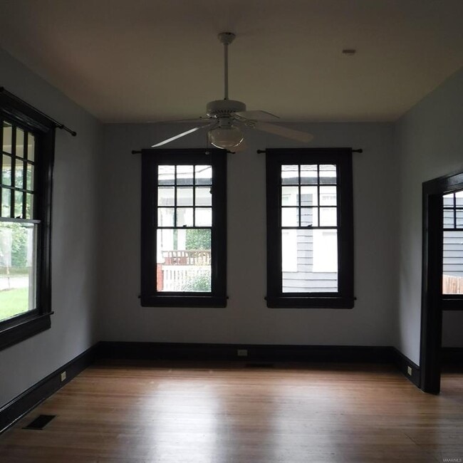 Foto del edificio - 437 Clanton Ave