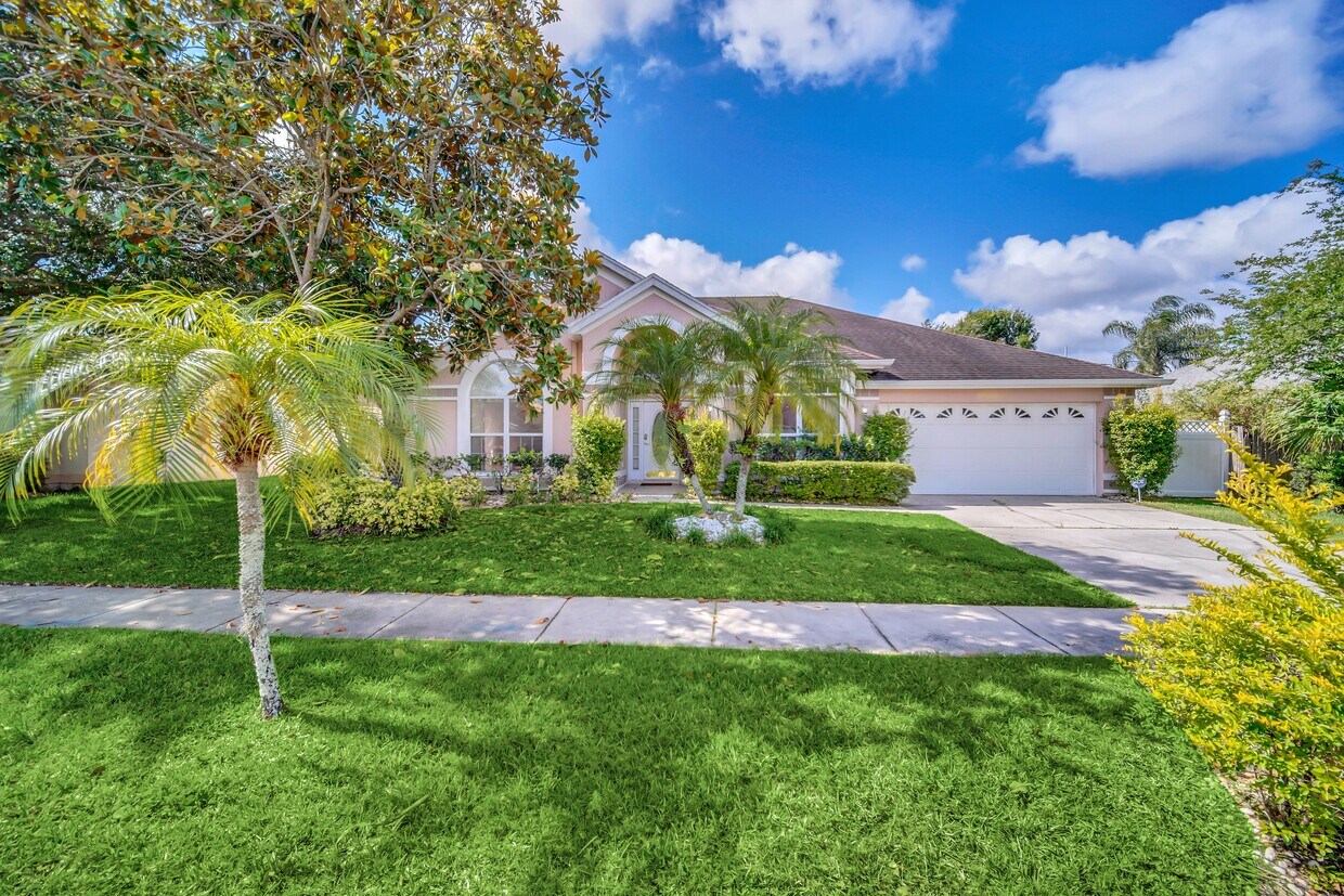 Foto principal - 2806 Rolling Broak Dr
