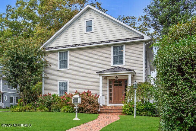 Building Photo - 8 Glenwood Pl