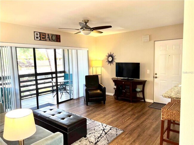 Foto del edificio - 5687 Ashton Lake Dr