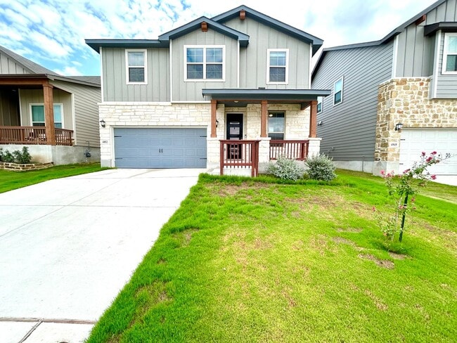 Building Photo - **APPLICATION RECEIVED** AVAILABLE NOW! 2-...