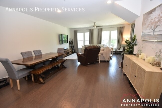 Building Photo - 2610 Hardaway Cir