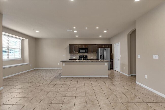 Foto del edificio - 2880 Donnell Dr