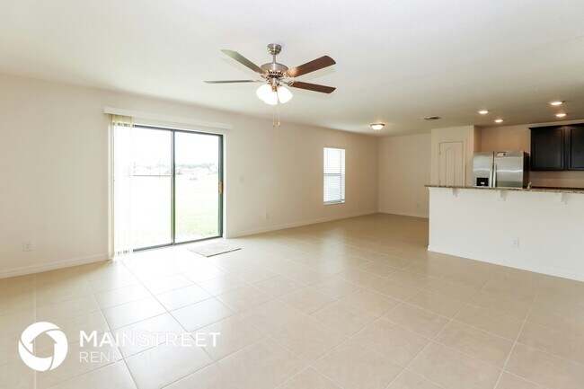 Foto del edificio - 2215 Caspian Dr