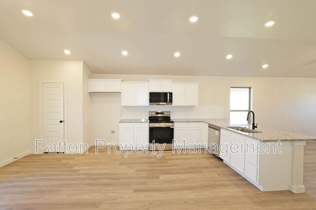 Foto del edificio - 9901 Heartland Ave