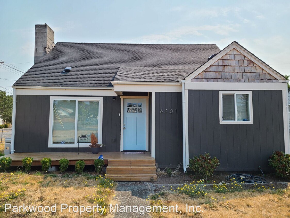 Foto principal - 3 br, 2 bath House - 6401 S Fife St