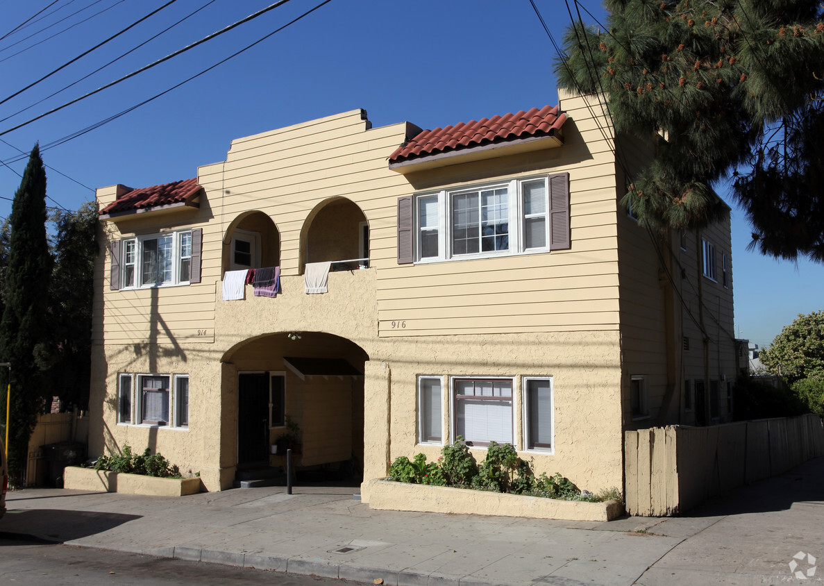 Primary Photo - 914-916 N Loma Vista Dr
