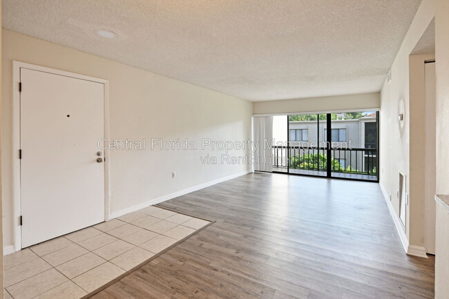 Foto del edificio - 3282 S Semoran Blvd