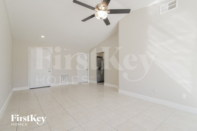 Foto del edificio - 514 Dove Ct