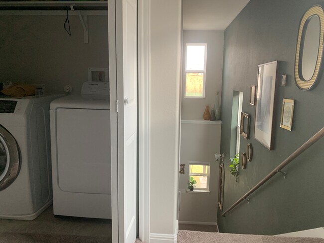 Building Photo - 10828 Jameson Dr