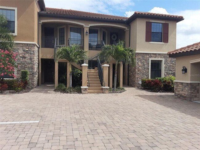 Building Photo - 13605 Messina Loop