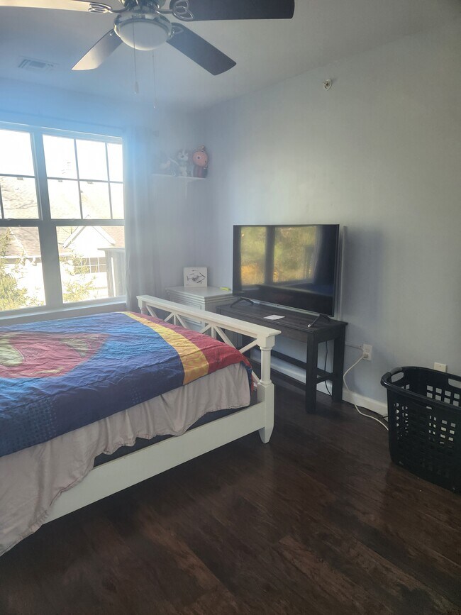 Building Photo - 116 Weatherby Ln