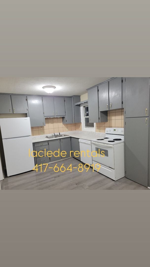 Building Photo - 407 Beckett St