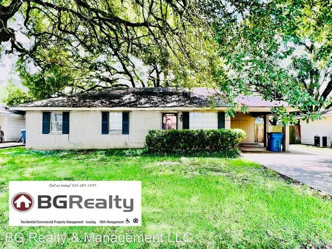 Building Photo - 3 br, 1.5 bath House - 123 August Drive