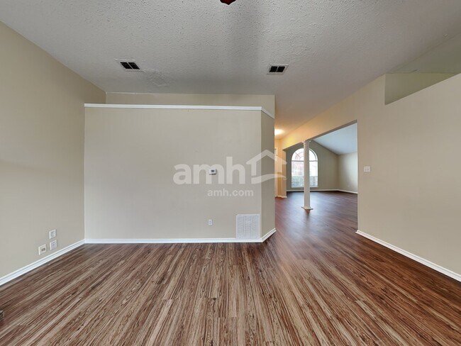 Building Photo - 143 Woodcreek Drive