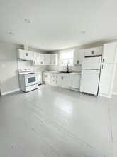 Building Photo - 105 Mecklenburg St