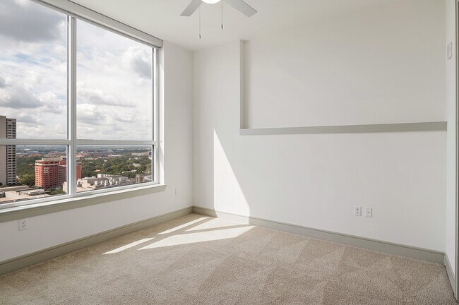 Foto del edificio - 5280 Caroline St