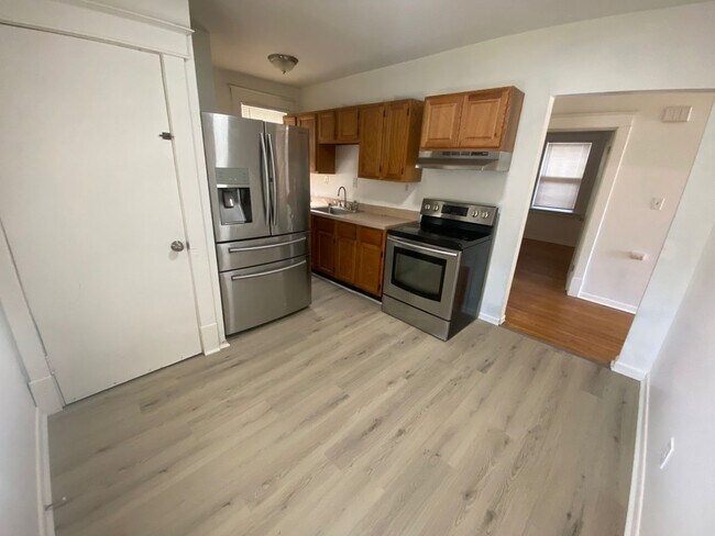 Building Photo - 3113 Elsworth Pl