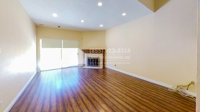 Building Photo - 483 Folsom Cir