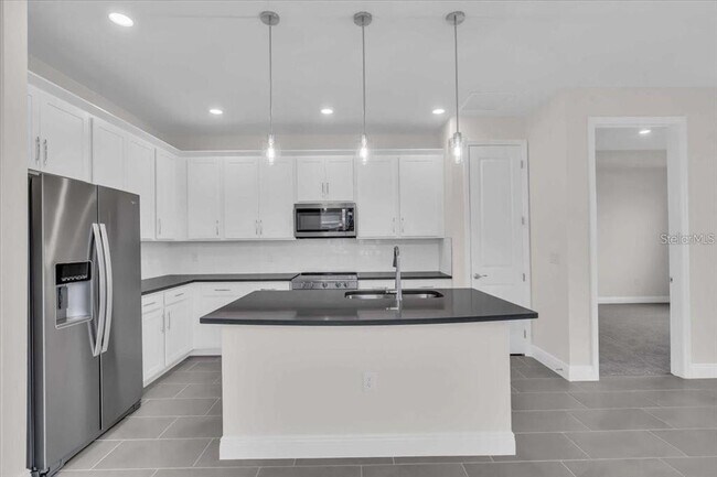 Building Photo - 9258 Gulf Hvn Dr